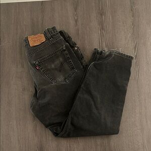 Levi's Men’s 550 Relaxed Fit Black Jeans (distressed)